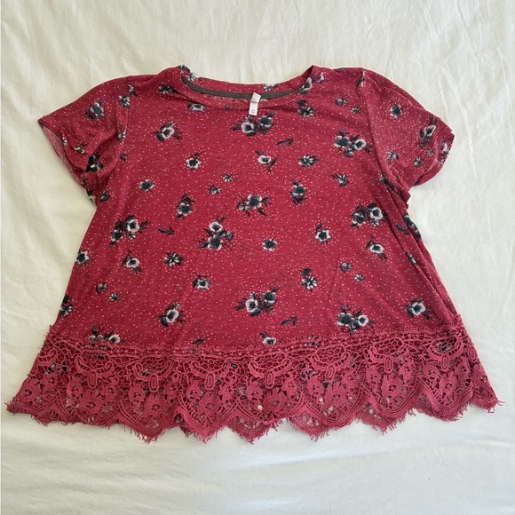 Xhilaration Tops - Floral Lace-Hem Tee